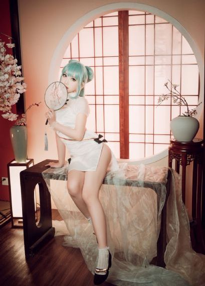 女教师动漫在线观看_4K手机在线看