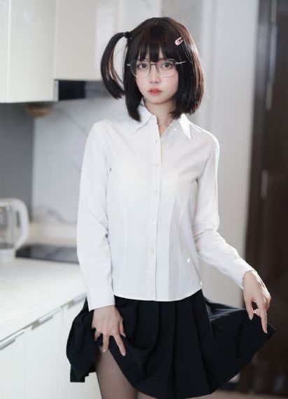 新任女教师在线_1080PHD高清在线观看