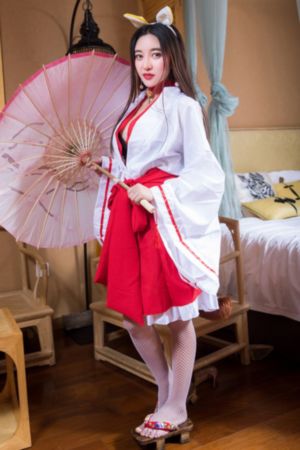蜜桃av免费_BD英语在线播放观看