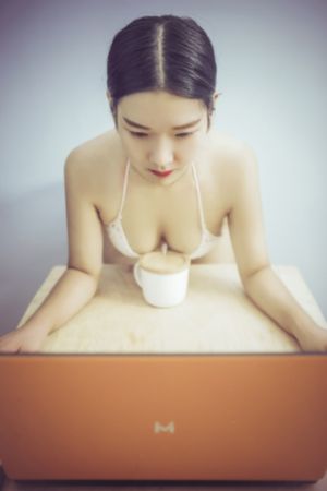在世为王短剧全集免费观看_蓝光韩国电影在线观看