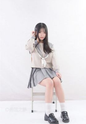 全世界最爱我的她短剧在线观看_720在线播放观看